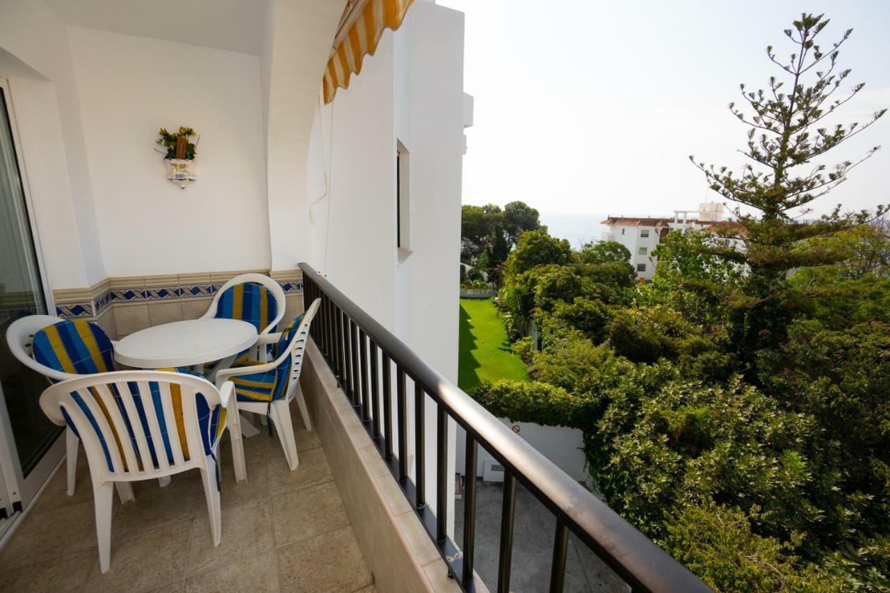 Palmeras 31 Menyber Lägenhet Nerja Exteriör bild